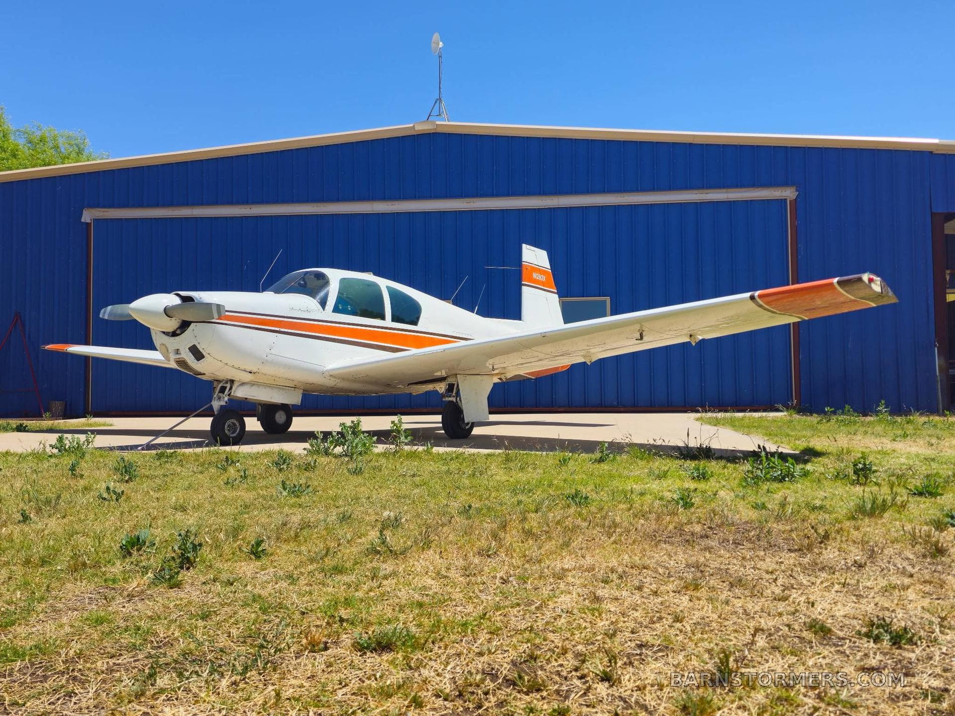 Mooney M20