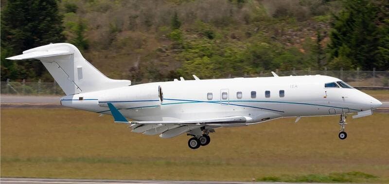 Bombardier Challenger 300