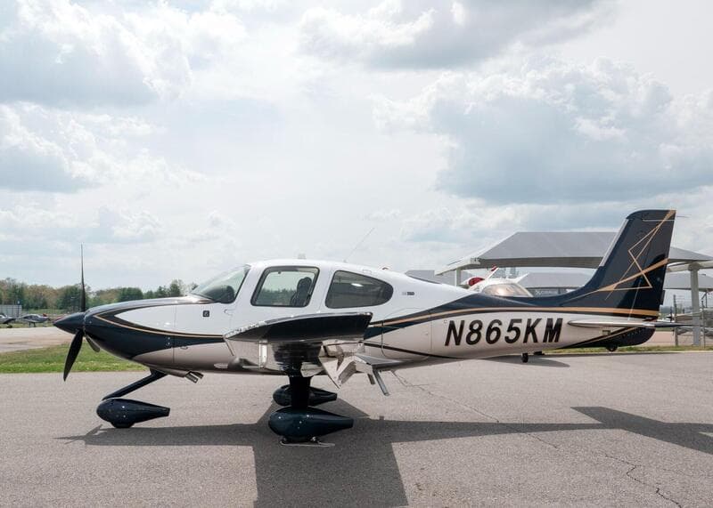 Cirrus Sr22 G6