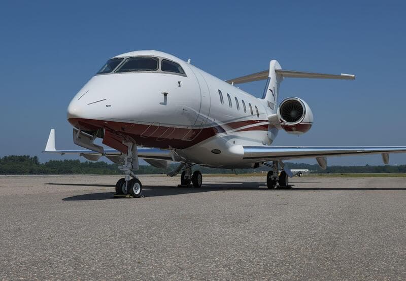 Bombardier Challenger 300